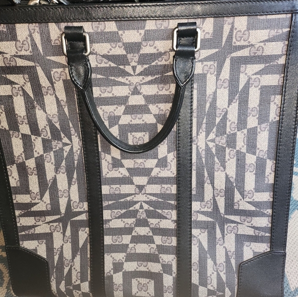 LARGE LEATHER TOTE BY GUCCI - Picture 3 of 10